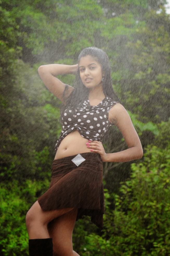 Ishita Dutta Hot Sexy Navel Show In MiniSkirt 2 Aaaacfs