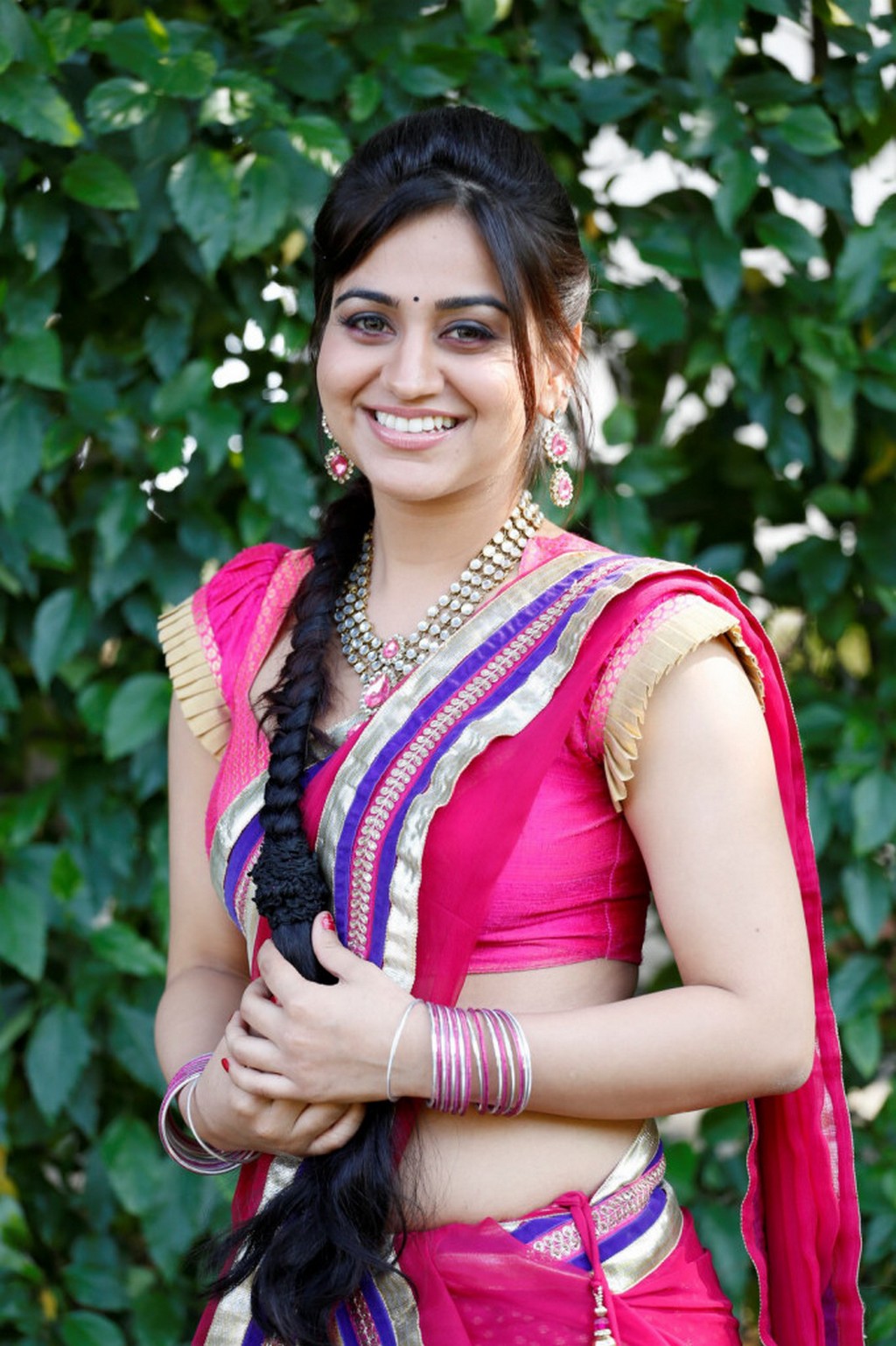 Aksha Pardasany Sexy Navel Show In Saree Photoshoot Stills - Actress Photos