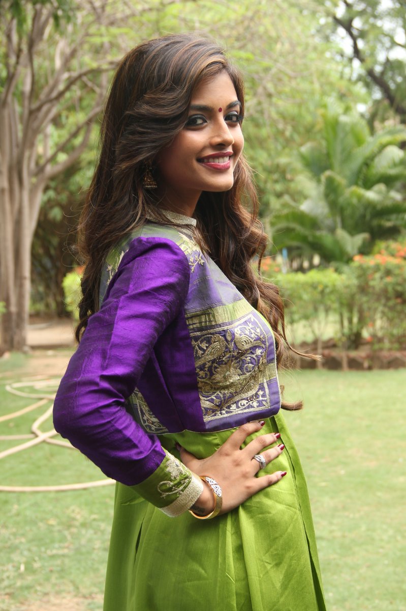 Ashna Zaveri Cute In Green Dress 5 Aaaasqq