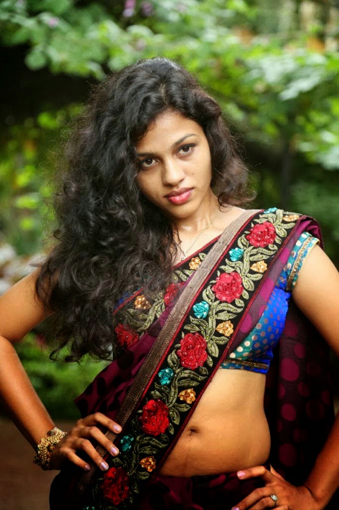 Chaitra Sexy Navel Cleavage Show In Saree Photoshoot Stils 48 Aaaaqwm