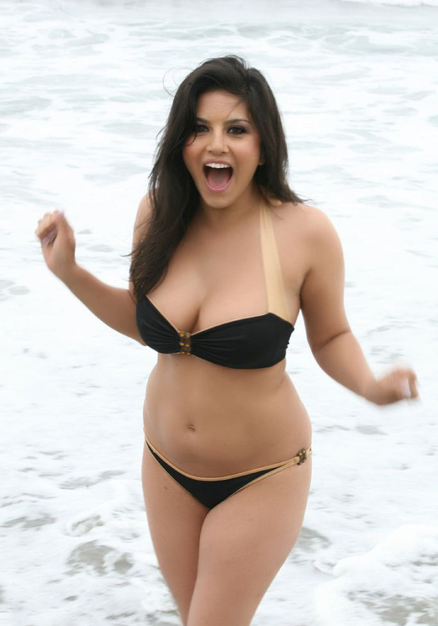 Sunny Leone Sexy Bikini Photos 3 Aaaaaba