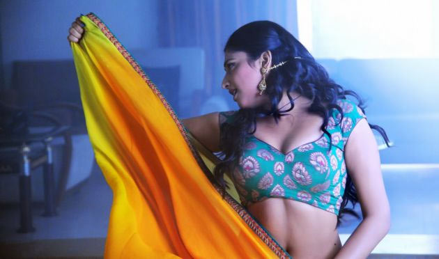 Hari Priya Hariprriya Sexy Navel Show In Saree Photos 0H