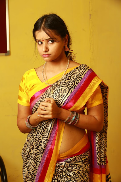 Actress Archana Singh Sexy Navel Show In Saree From Yaanai Mel Kuthirai Savaari Movie Stills 0H