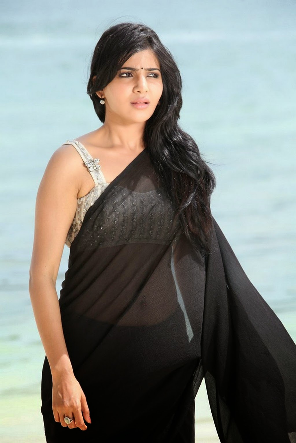 Actress Samantha Akkineni Sexy Navel Show In Transparent Black Saree Photoshoot Stills 01