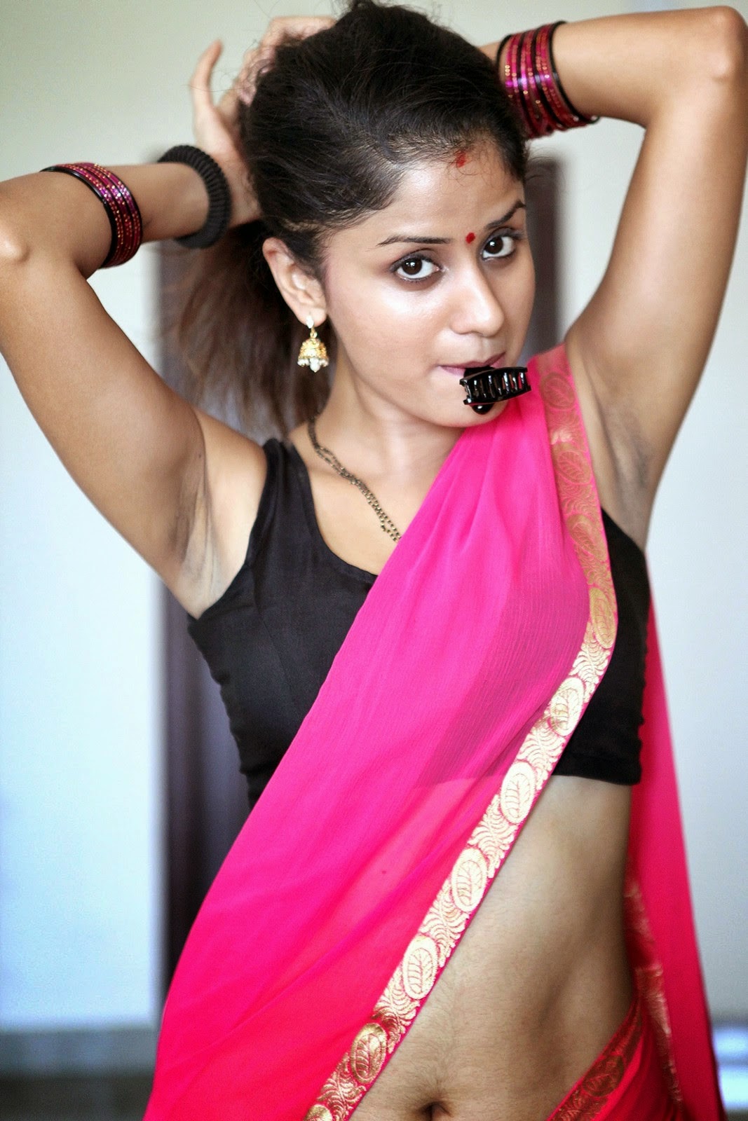 Actress Anukriti Sharma Hot Sexy Navel Cleavage Show In Saree From Sridevi Movie 21