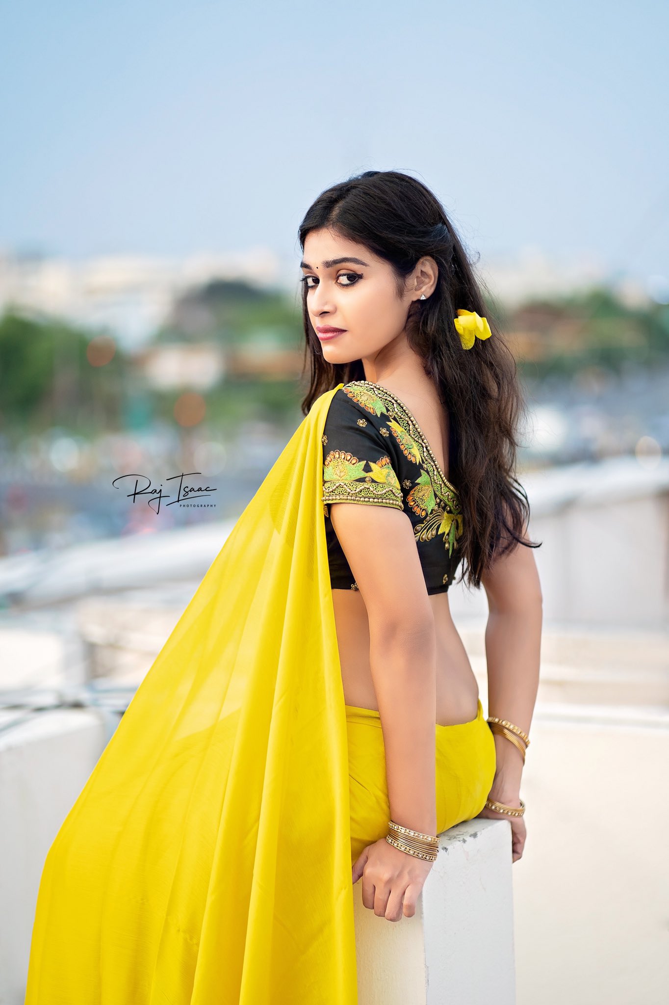 Actress Dharsha Gupta Hot Sexy In Yellow Saree Photoshoot Stills 2H