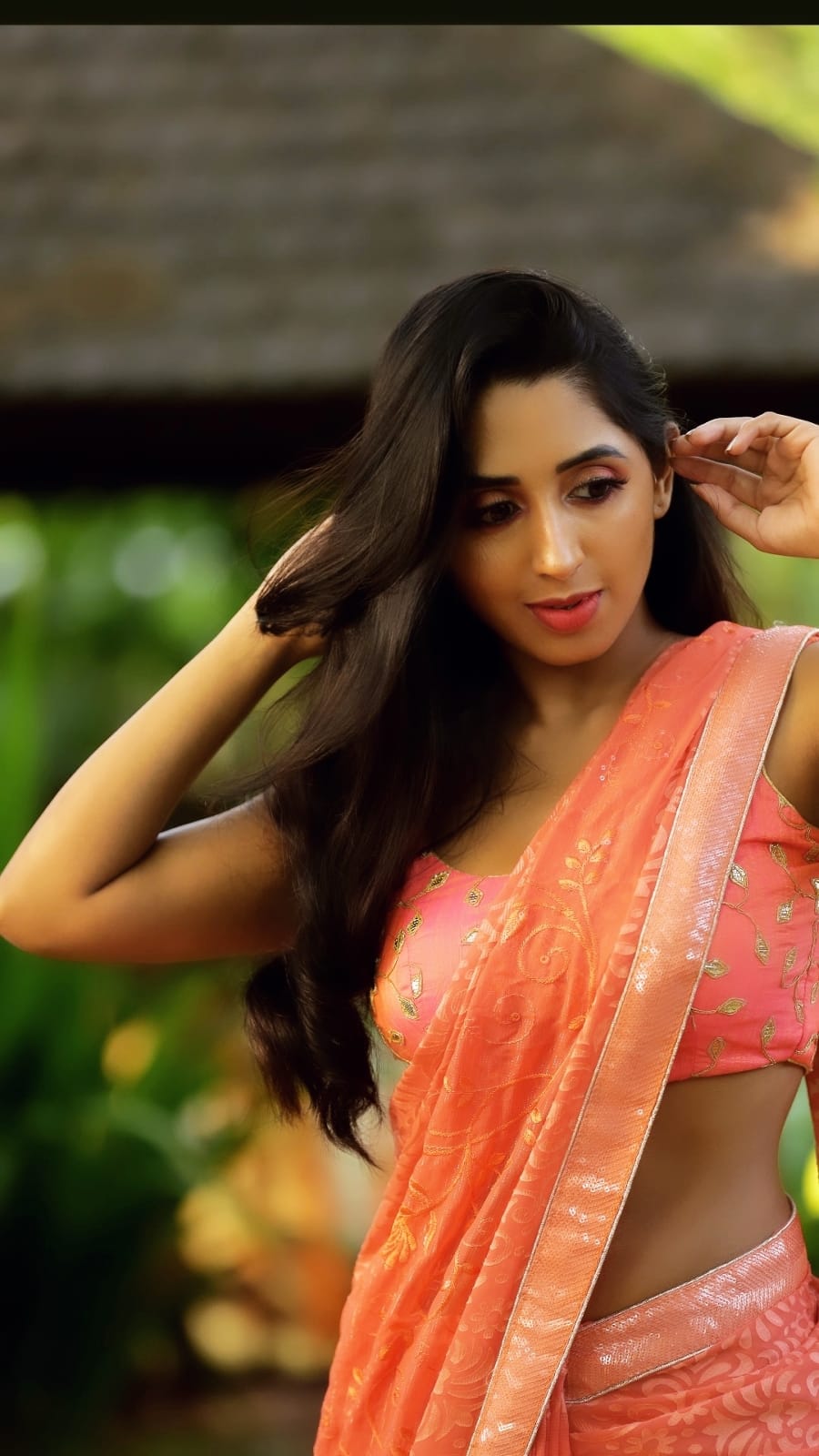 Actress Nisarga Lakshman Gowda Hot Sexy Navel Show In Saree Photoshoot Stills 4H