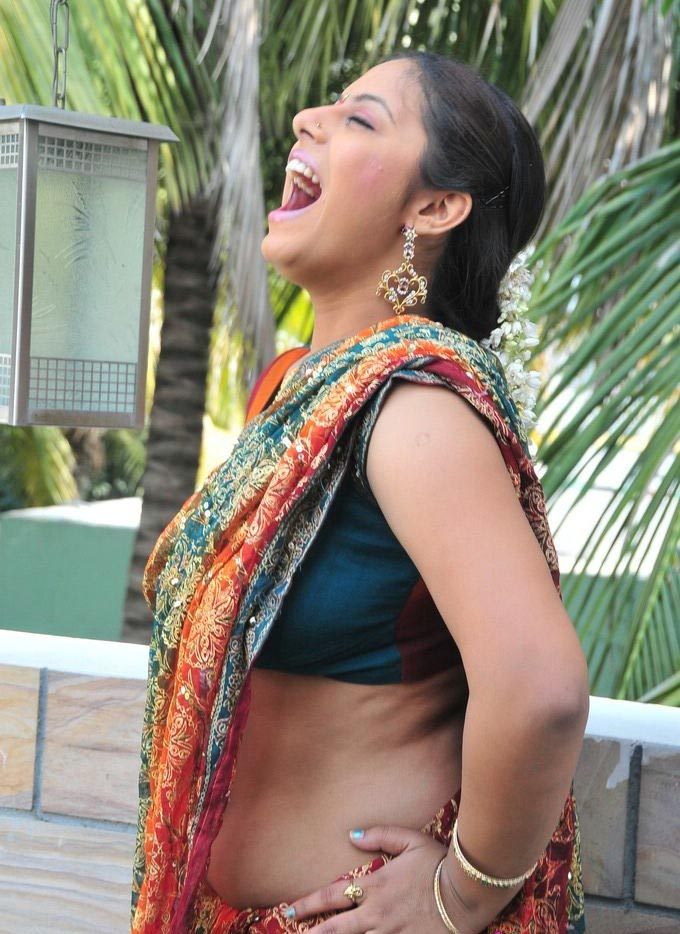 Actress Sunakshi Hot Sexy Navel Show In Saree Spicy Photoshoot Stills 21
