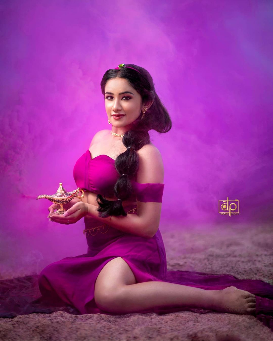 Actress Raveena Daha Hot Sexy Navel Cleavage Show In Sexy Aladdin Photoshoot Stills 21
