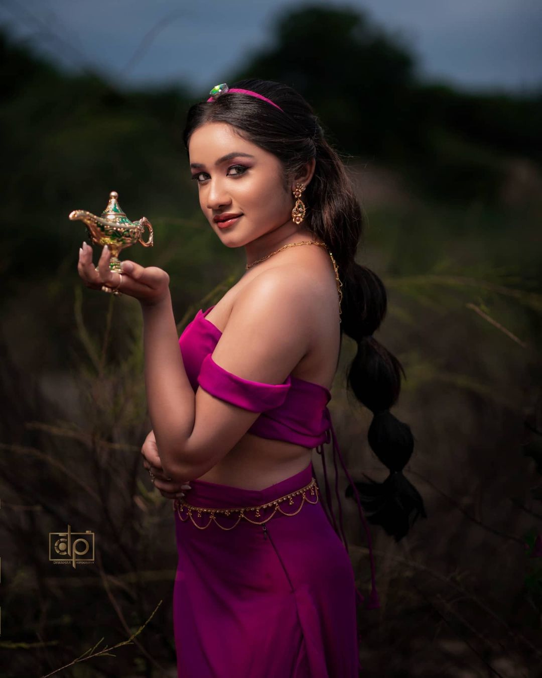 Actress Raveena Daha Hot Sexy Navel Cleavage Show In Sexy Aladdin Photoshoot Stills 2H