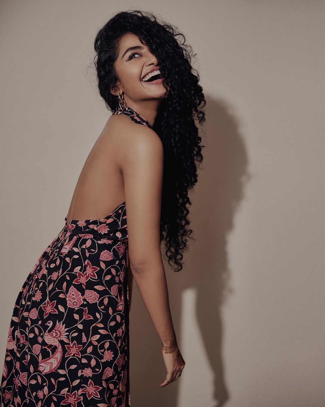 Actress Anupama Parameswaran Poses In A Hot Sexy Backless Dress 7