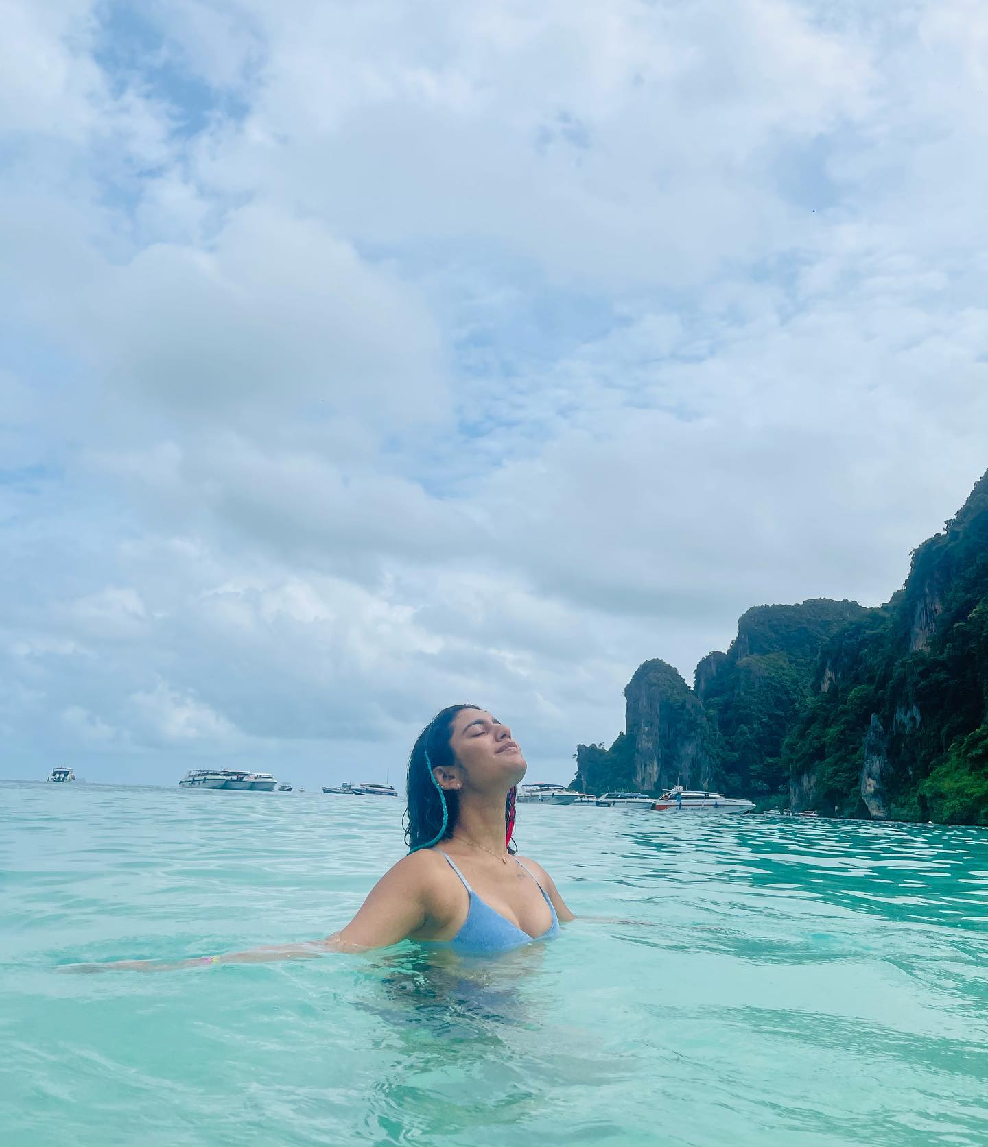 Wink Girl Priya Prakash Varrier In Bikini Look From Thailand Vacation Hot Sexy Photos 11