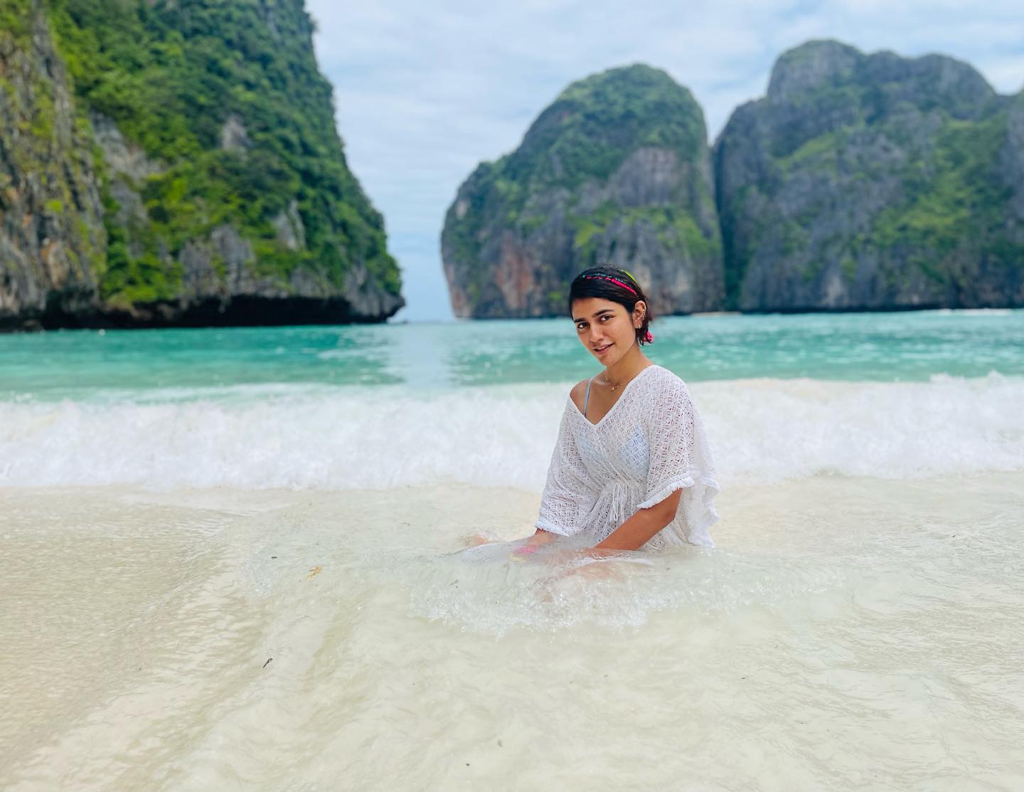 Wink Girl Priya Prakash Varrier In Bikini Look From Thailand Vacation Hot Sexy Photos 5